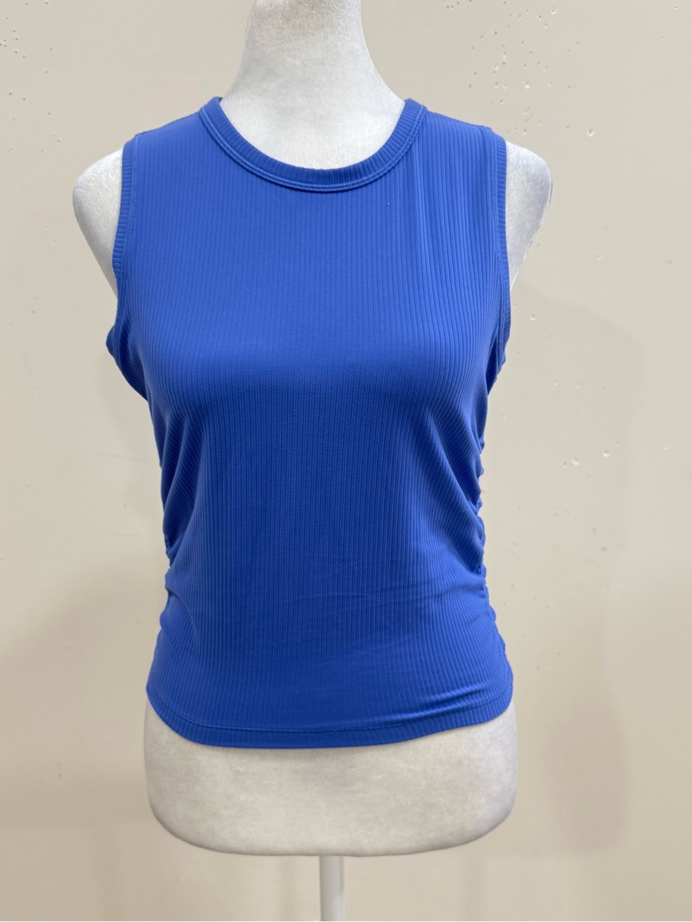 Lululemon Women’s Size 4 Blue Yoga Workout Tank Top Ruched Sides